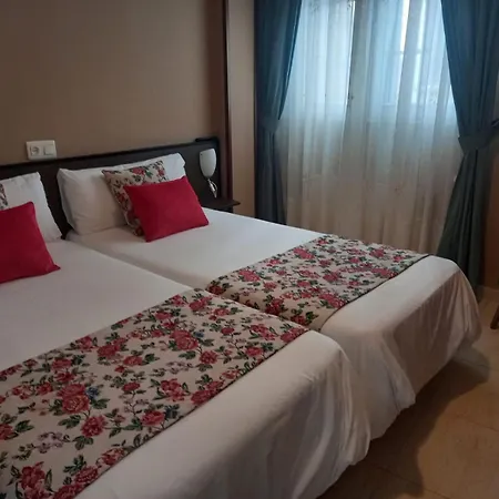 Ξενοδοχείο Restaurante Oviedo
